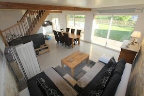 TV, DVD player, table football, ping pong - Air-conditioned house, south view private heated swimming pool 15 m. (Sarlat-La-Canéda)