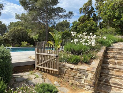 La Croix Valmer, Villa / Detached house quietly, 300 m from the beach