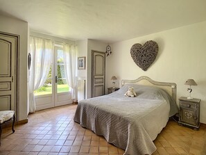 3 Schlafzimmer, Bügeleisen/Bügelbrett, Reisekinderbett, kostenloses WLAN