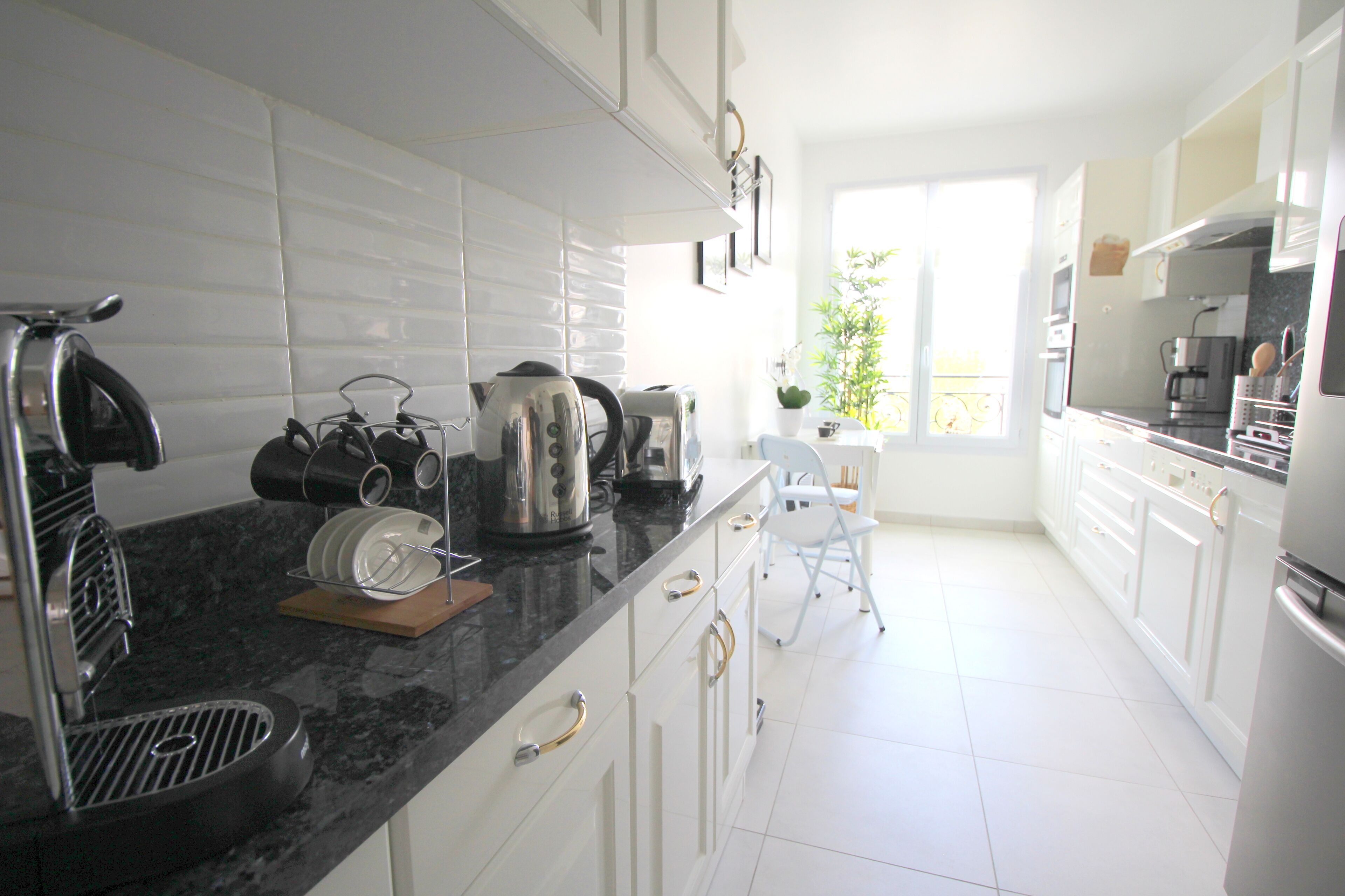 Apartment 8pax / 63m terrace in full Val d'Europe, Disneyland 10min (TAGE 5)