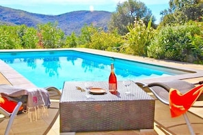 Piscina all'aperto