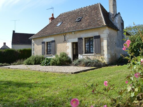 Romantic house with garden in Loire Valley, pets allowed