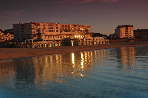 Apt haut standing- vue mer tte pièce - 1ère ligne de mer