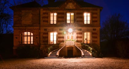 VILLA 1892 - 5 * casa burguesa en Borgoña cerca de los viñedos de Champagn