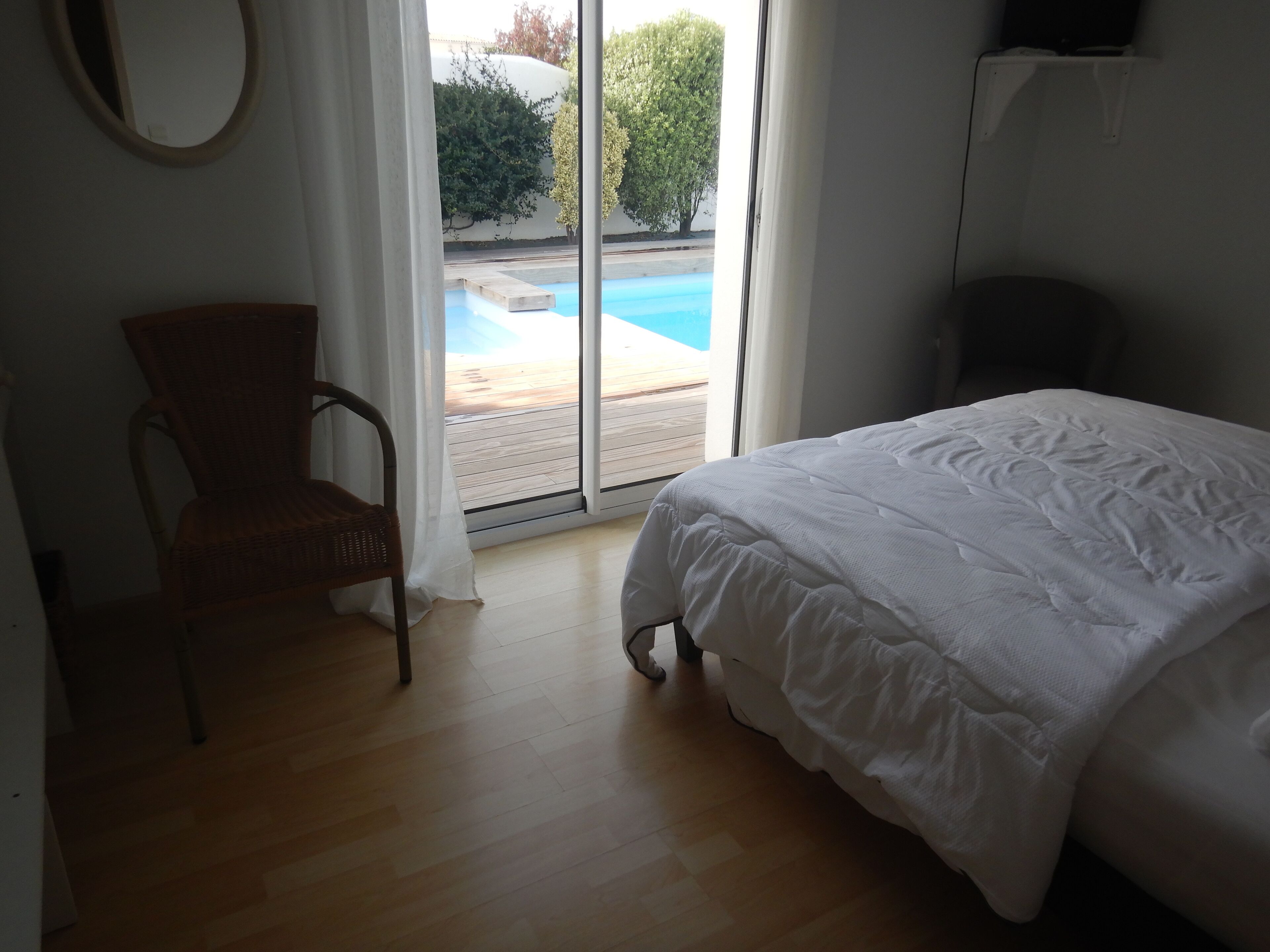 3 chambres, fer et planche à repasser, lit parapluie, Wi-Fi gratuit