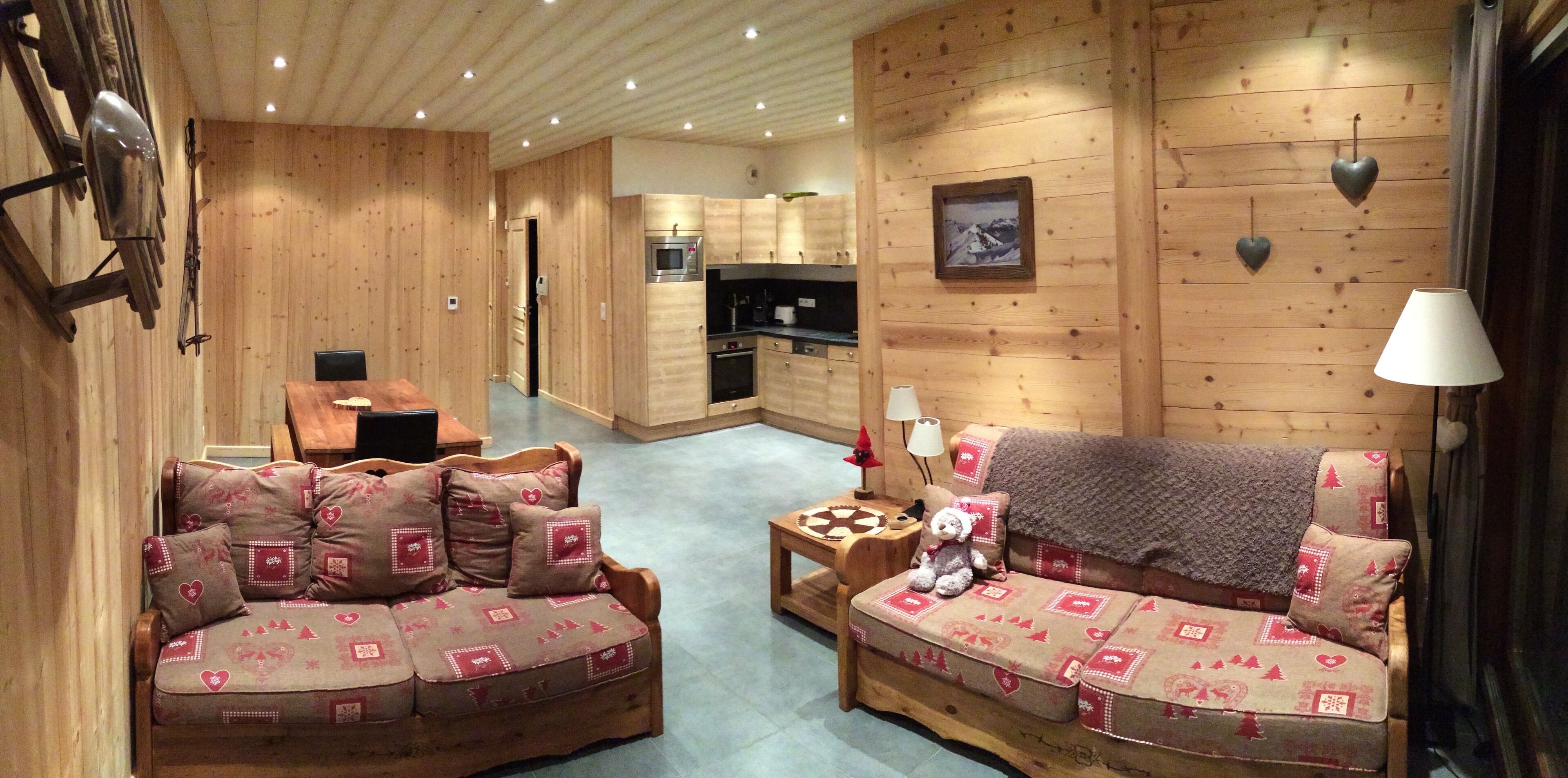 Charming apartment at the foot of the Praz de Lys slopes (6 people)