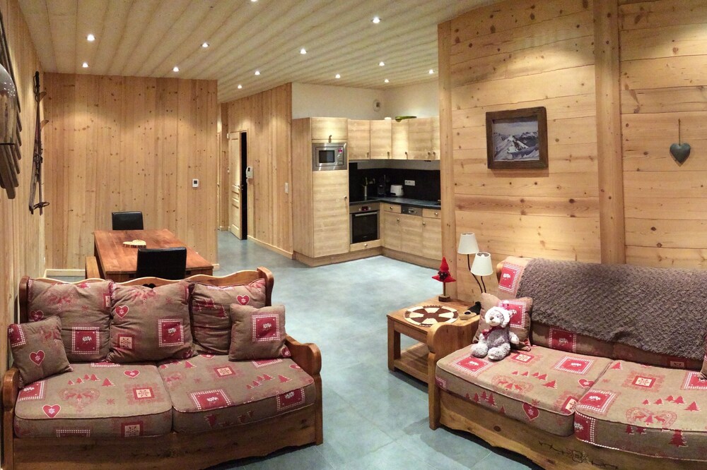 Charming apartment at the foot of the Praz de Lys slopes (6 people)