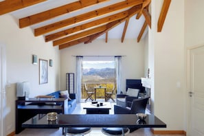 TV, fireplace, DVD player, music library - Villa, pool sea view (Belvédère-Campomoro)