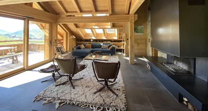 Penthouse avec terrasse- 130m2, 4 chambres au pied des pistes et des remontées