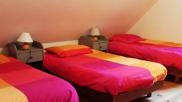 6 Schlafzimmer, Bügeleisen/Bügelbrett, Reisekinderbett, WLAN