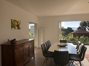 Dining - INDIVIDUAL VILLA FOR 8 PEOPLE WITH PRIVATE HEATED POOL (St lucie de Porto vecchio)