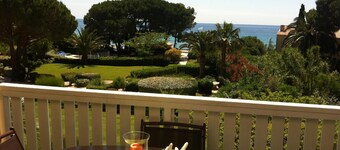 Apartment, facing the sea, near the beach, 6 people, 2 bedrooms