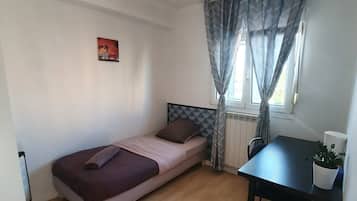 1 chambre, bureau, fer et planche Ă repasser, Wi-Fi gratuit