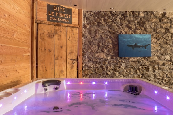 Spa jacuzzi 6 places