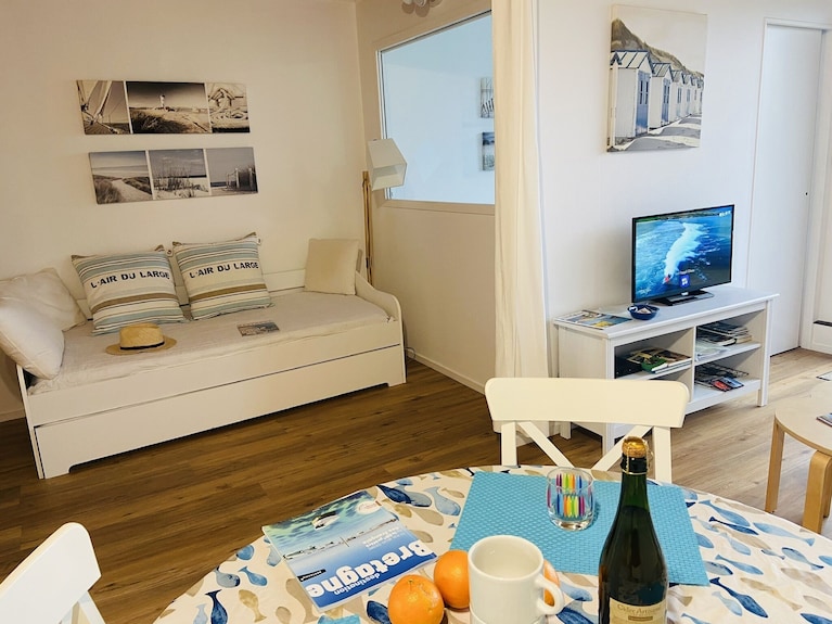 Appartement /Vue Mer/ Plage 100m / Parking Privé . - Lannion
