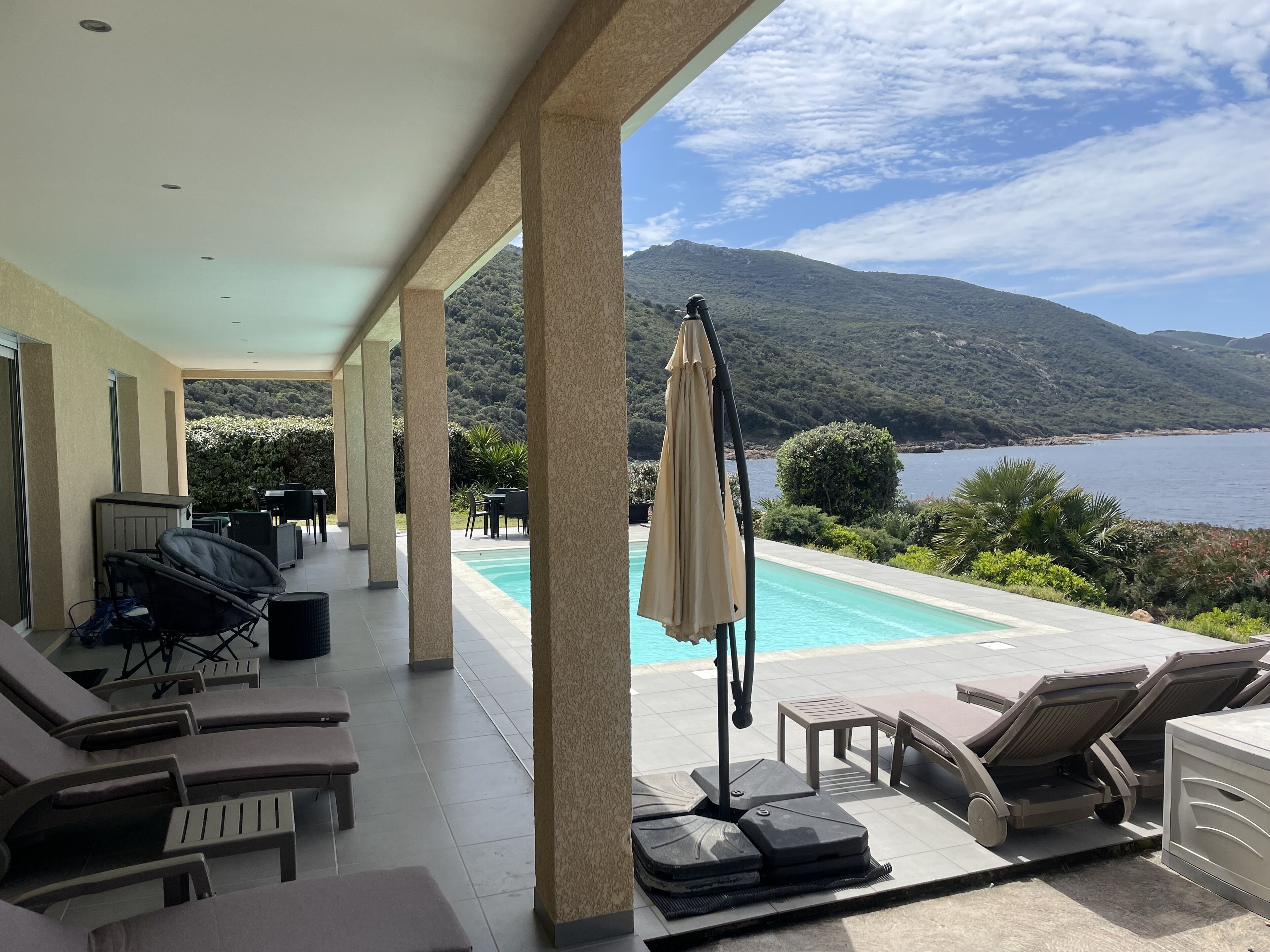 Piscine extérieure, piscine chauffée