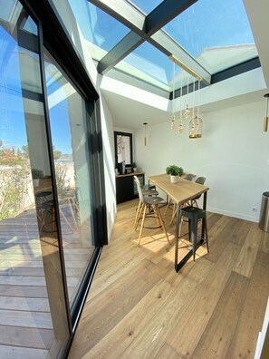 Dining - VILLA Contemporary Pointe Rouge (Marseille)