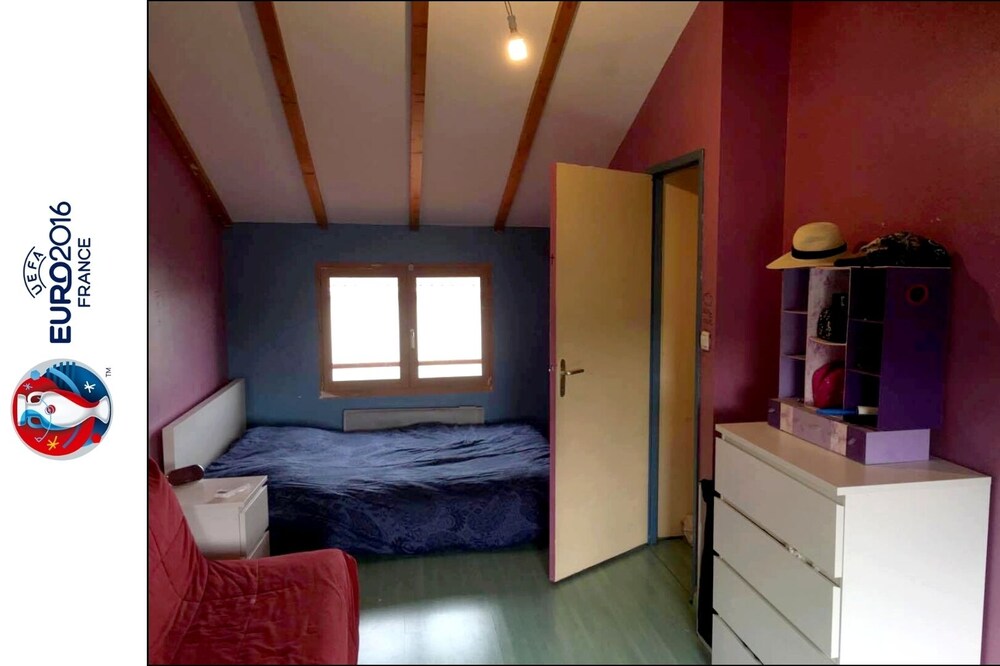 FIFA Women's World Cup: Room for 4 people with pool and air-con