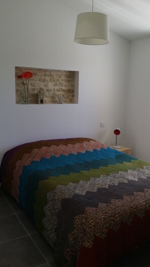 2 間睡房、熨斗/熨衫板、可攜式嬰兒床、免費 Wi-Fi