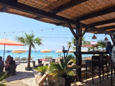 150 m from the legendary Rte des Sanguinaires, villa with pool and sea view