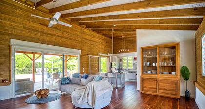 Villa SOL Y LUNA with pool near sea