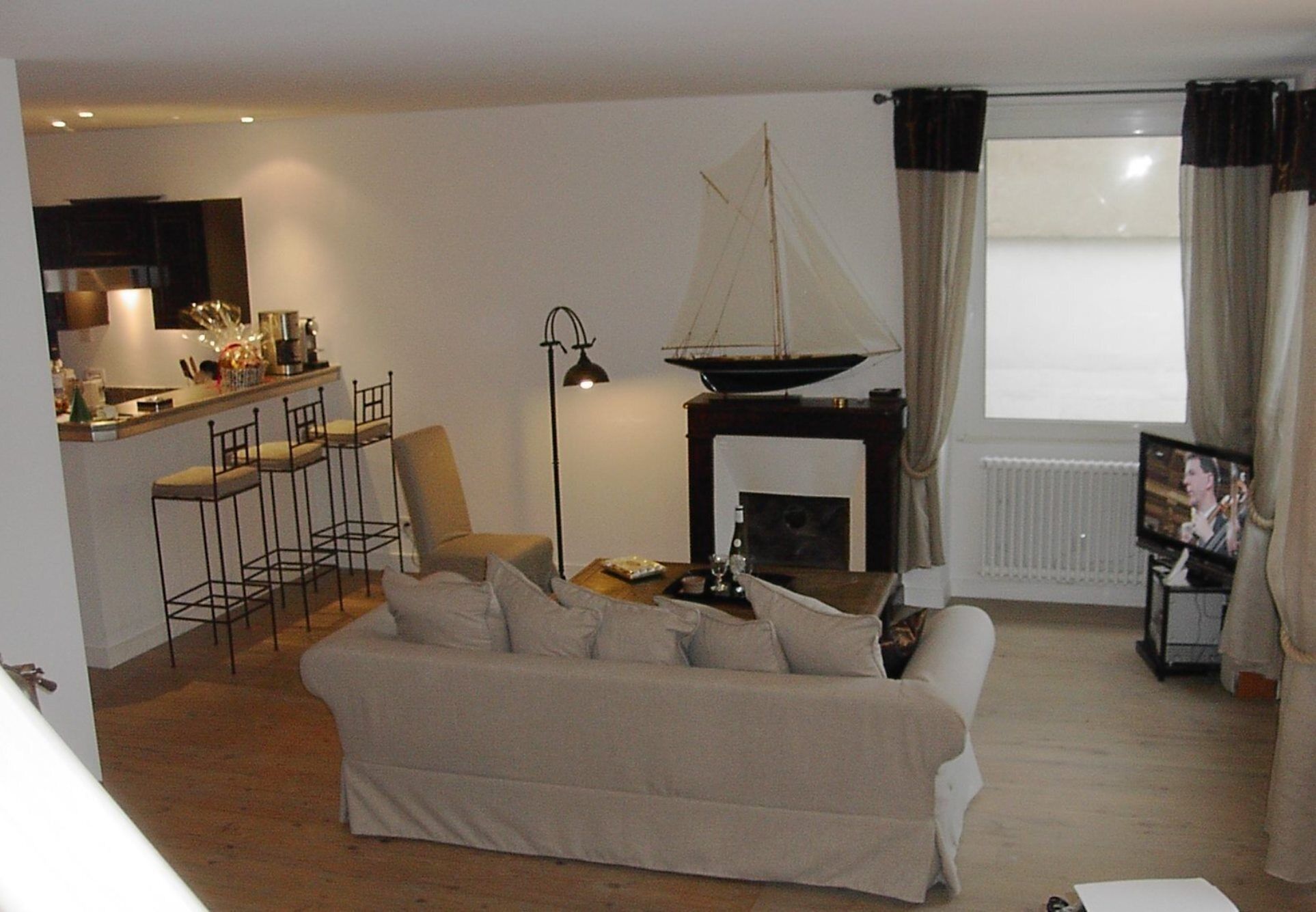 HOUSE DIRECT ACCESS TO THE BEACH - EXCEPTIONAL LOCATION