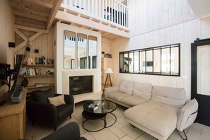 Smart TV, fireplace, video games, DVD player - 200 meters from the beach: VILLA IN THE CENTER of Cap Ferret, beautiful garden with trees (Lege-Cap-Ferret)