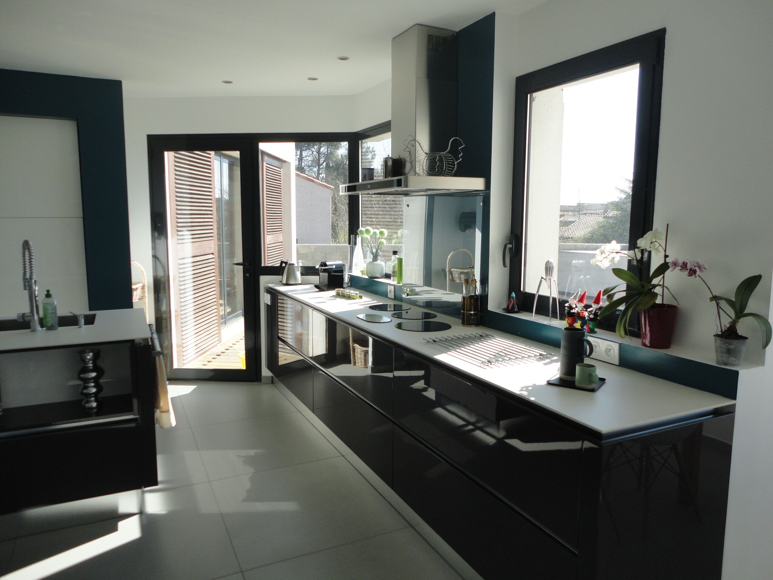 Contemporary villa with stunning views