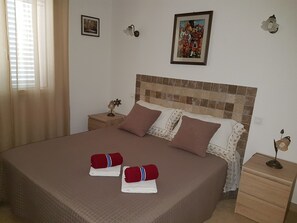 2 bedrooms, in-room safe, iron/ironing board, travel crib