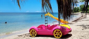 Beautiful Creole villa: panoramic view, large garden and jacuzzi (09/26). web dispo