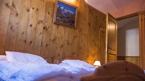 4 habitaciones, tabla de planchar con plancha y wifi gratis 