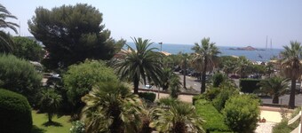 Charming apartment in property with pool and large park