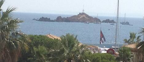 Ubicación cercana a la playa