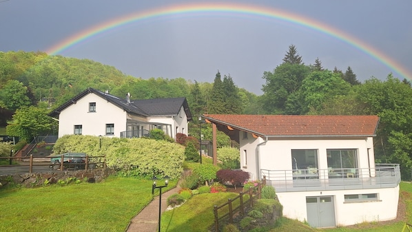 Exterior - Spacious house **** "Le Clos du Mapré" with Pool-Spa-Hammam, 5 bedrooms (Le Ménil)