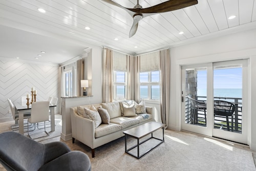 Luxury Oceanfront Penthouse Escape for Couples & Friends