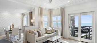 Luxury Oceanfront Penthouse Escape for Couples & Friends