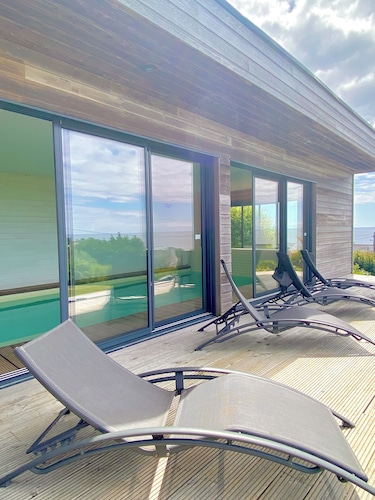 PROMO NOEL FINISTERE SUD Villa sea view POOL /SPA indoor, heated