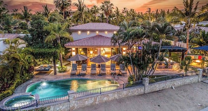 Beach & Golf Villa! Golf & ocean view, walk to the beach