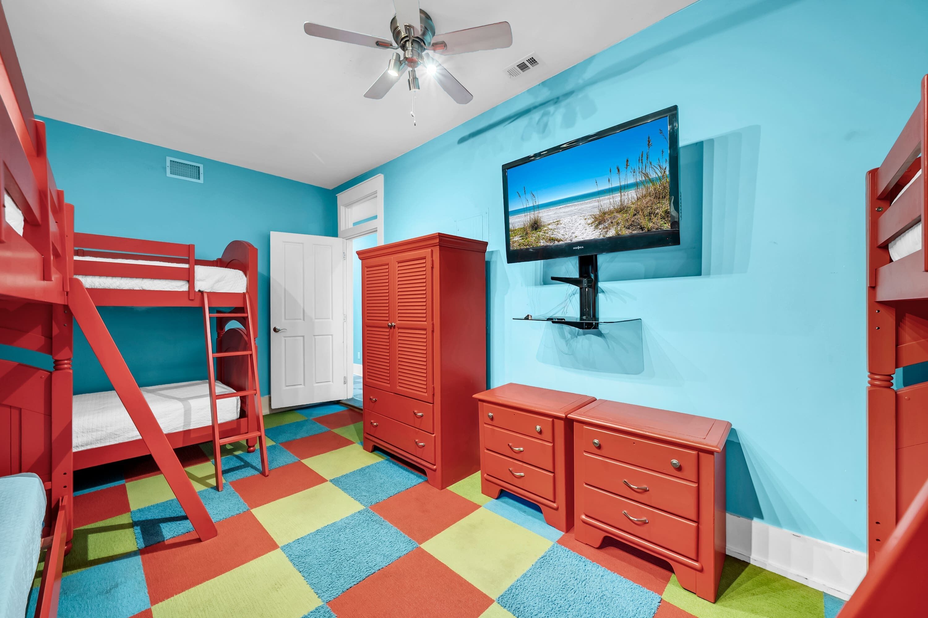 5 chambres, fer et planche à repasser, Wi-Fi gratuit, draps fournis