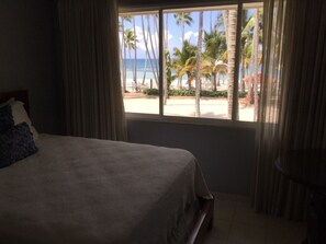 2 camere, una scrivania, ferro/asse da stiro, Wi-Fi gratuito