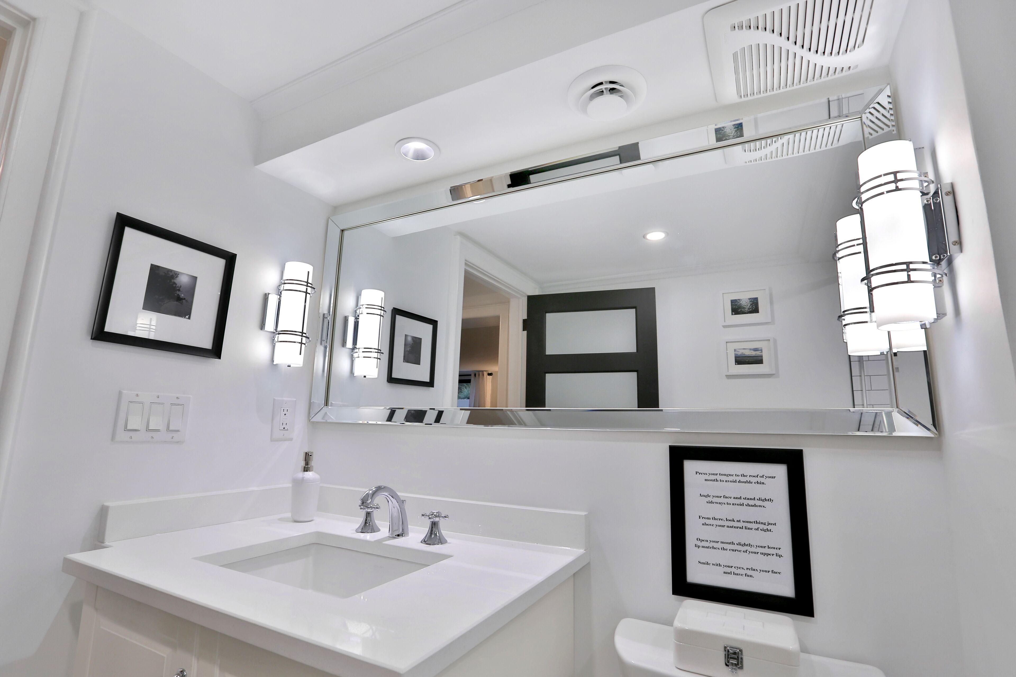 By The Lake - Couple Getaway - Business Travel - Luxury - Great Location