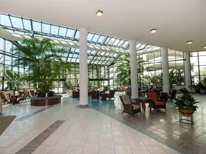 Interior - Waterfront Condo | Lazy River! | Liquid Life (Orange Beach)