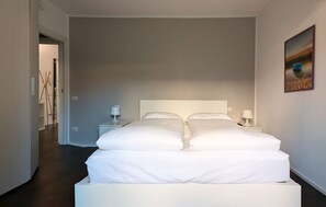 1 Schlafzimmer, Bügeleisen/Bügelbrett, Reisekinderbett, kostenloses WLAN