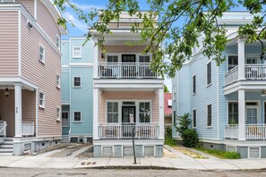 Exterior - Rooftop Porch In 3-story Home, Two Blocks To King (Charleston)