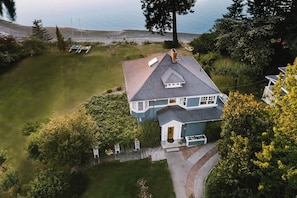 Exterior - All the best of the Pacific north west! Weddings welcome! (Lakebay)