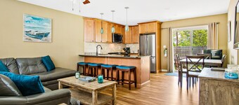 Beautiful Bayside Beach House  ** Pet Friendly  