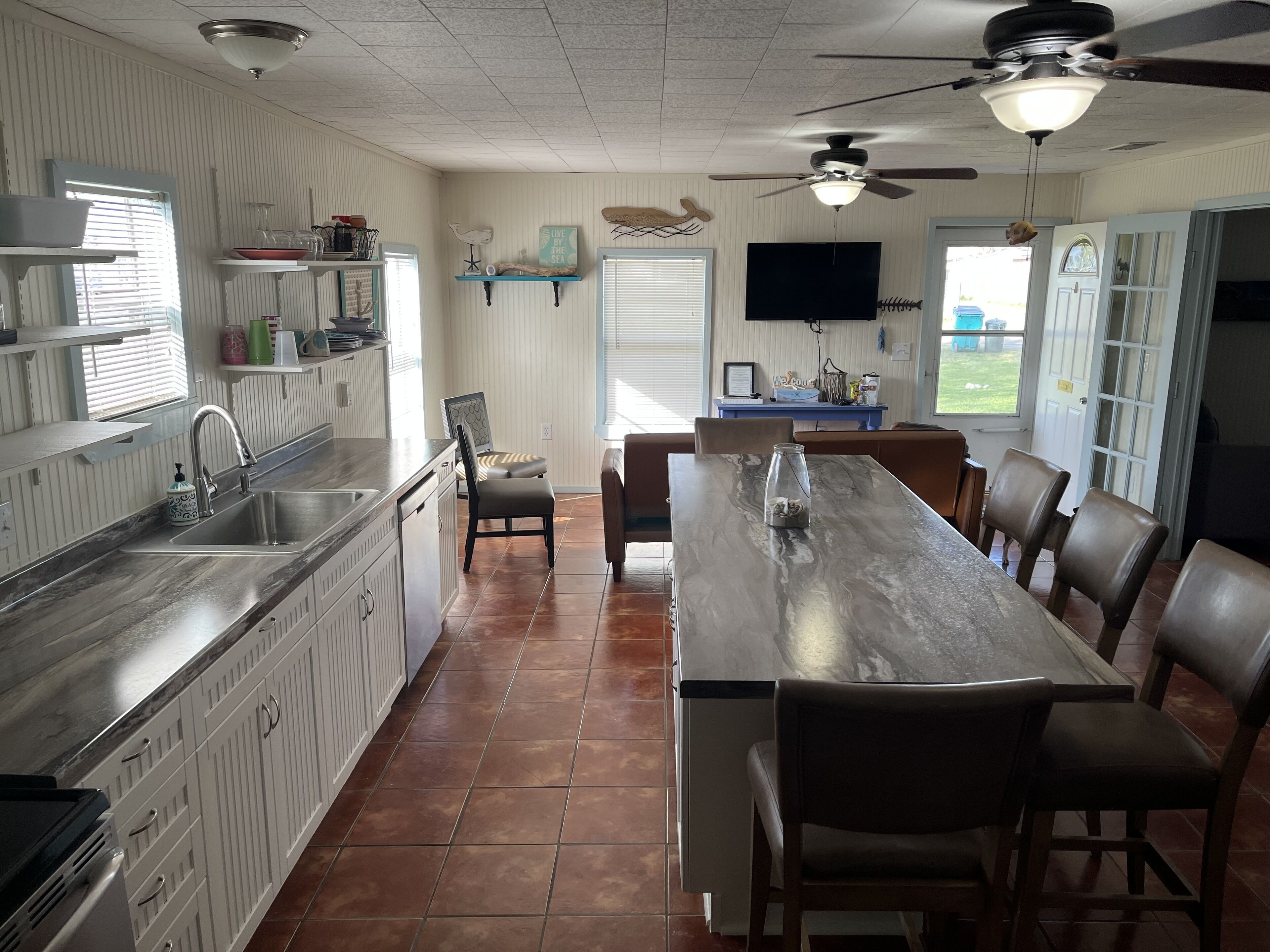 Relax, Refresh, and Renew at Cast Away Cottage 