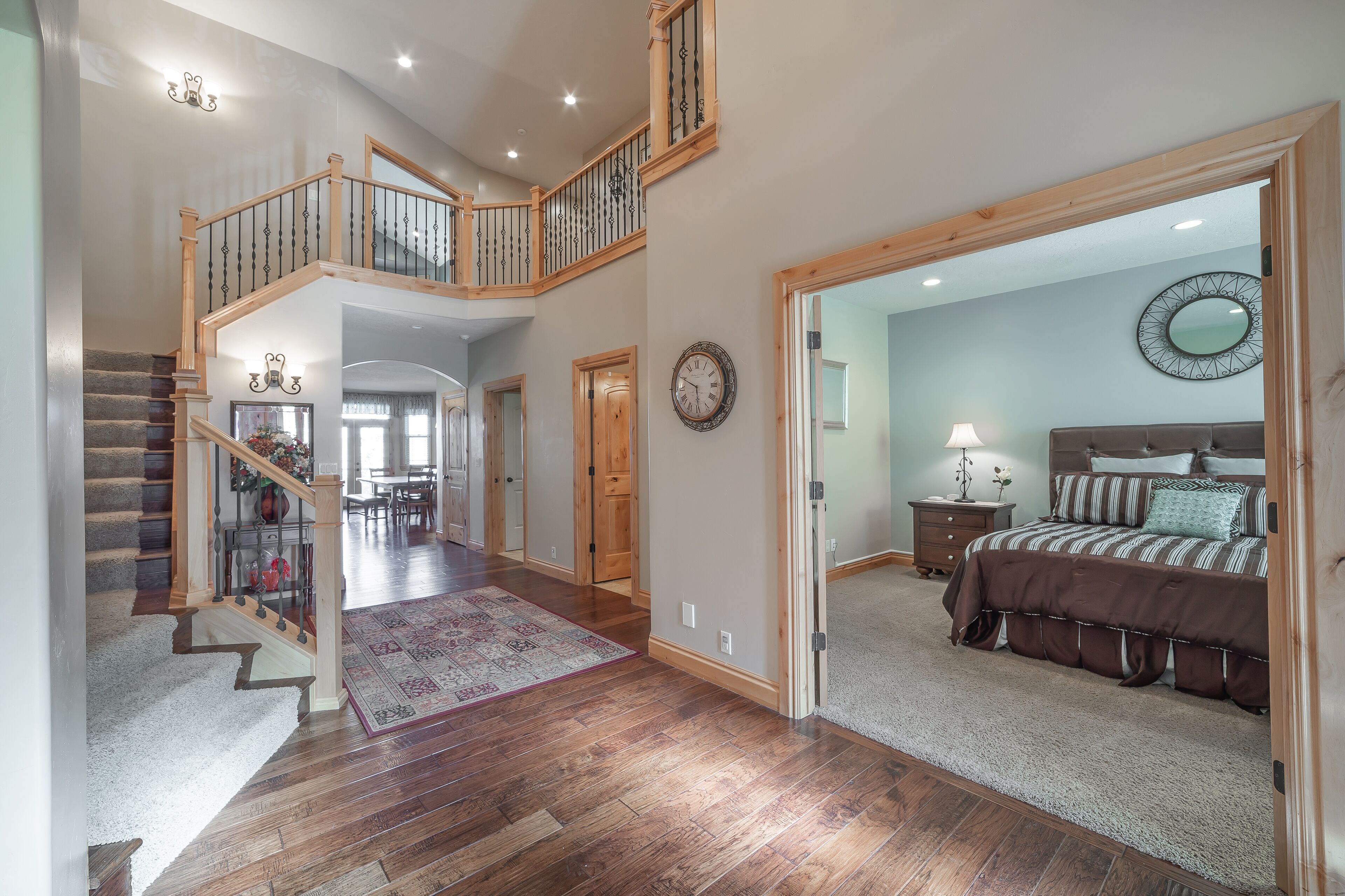 The Westlake Escape - Amazing Views, Large Entertaining Yard, and Hot Tub