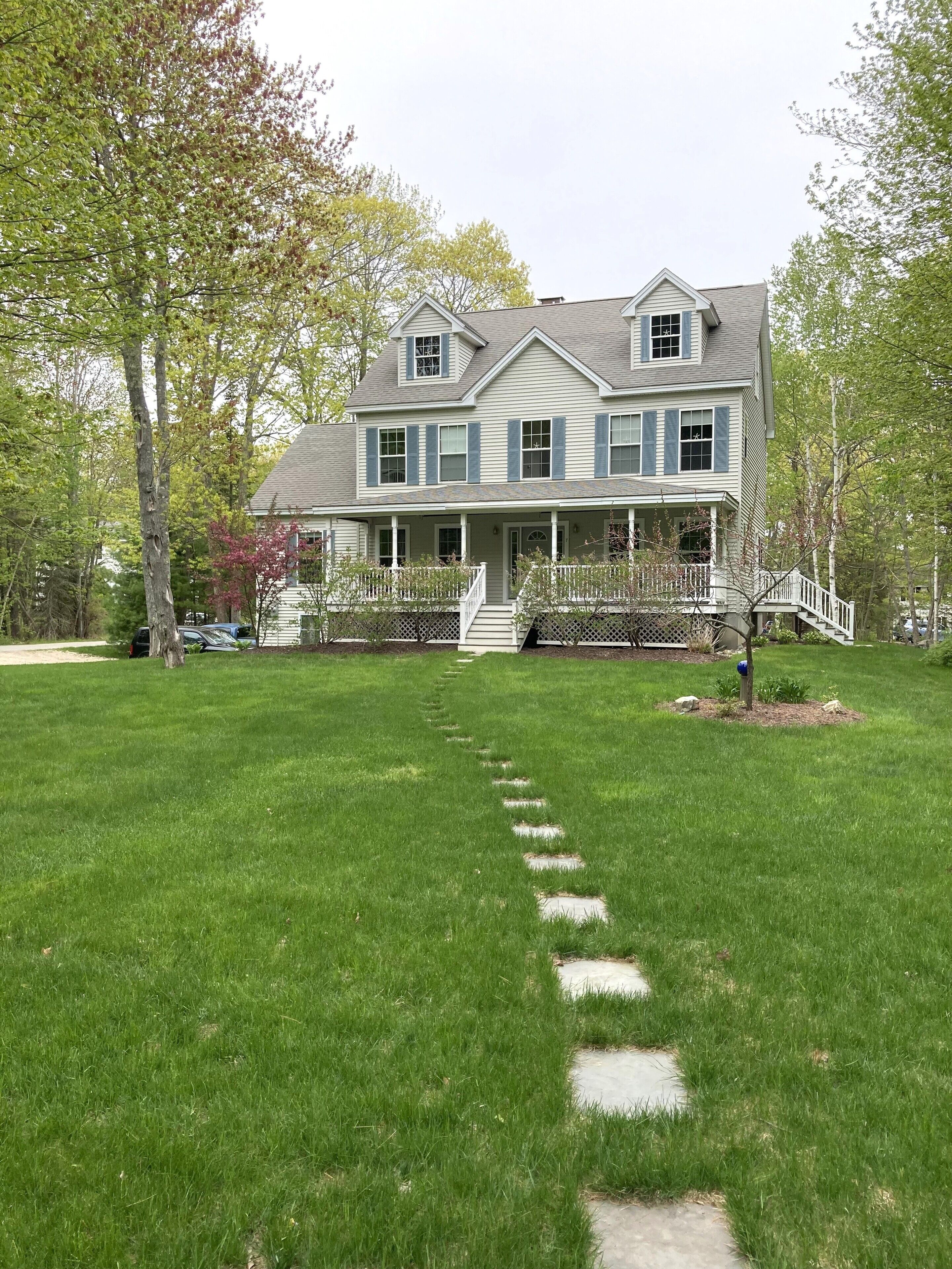 Beautiful Home just minutes from Kennebunkport center and Goose Rocks Beach.