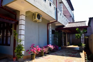 Bagian depan properti